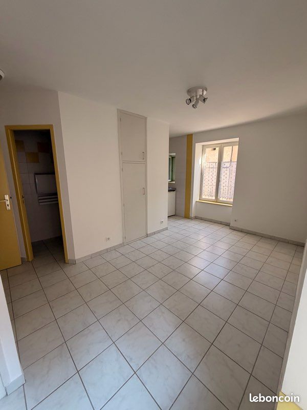 À louer T1 (image 1)