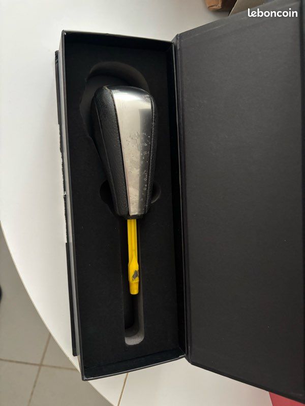 Pommeau BMW (image 1)