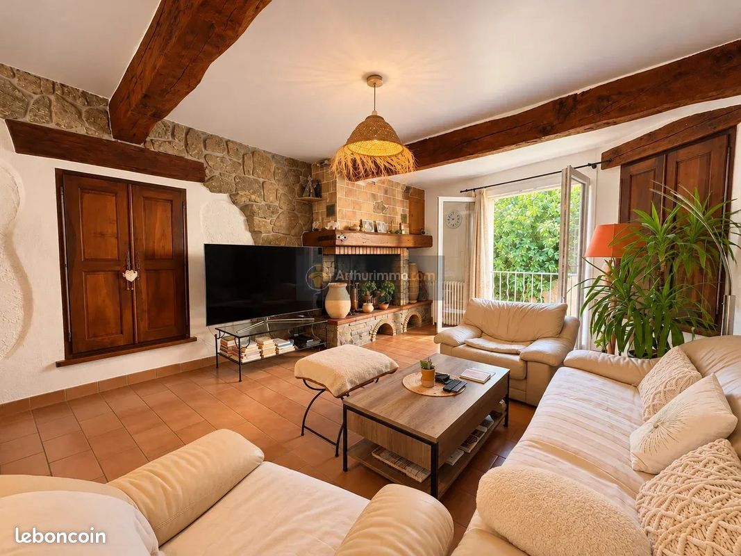 Appartement 4 pièces 117 m² · à Roquebrune-sur-Argens · 117 m² · 279 900 €