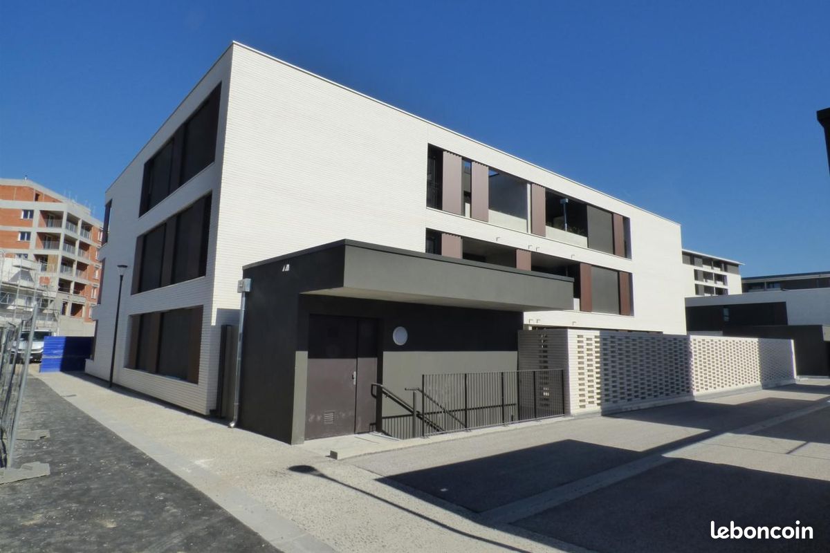 Appartement 4 pièces 81 m² · à Blagnac · 81 m² · 970 €