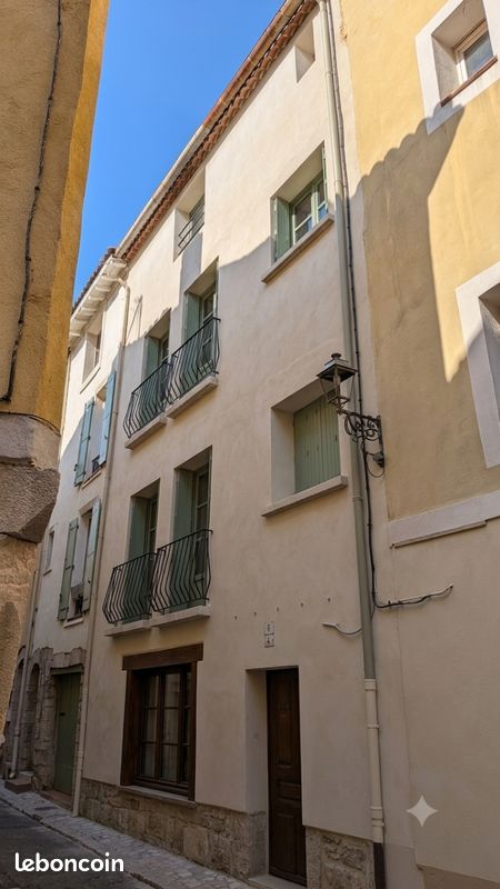 Appartement 1 pièce 28 m² · à Saint-Maximin-la-Sainte-Baume · 28 m² · 560 €