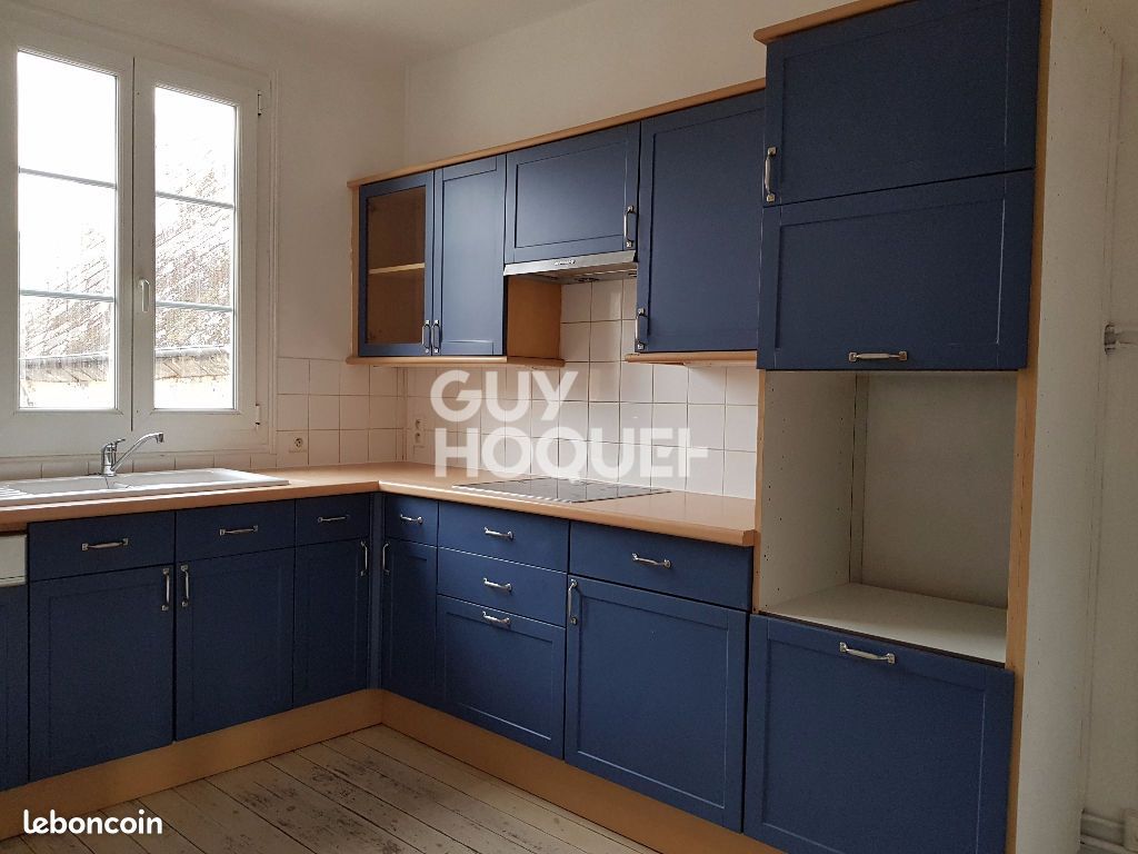 Appartement 3 pièces 74 m² · à Saint-Just-en-Chaussée · 74 m² · 750 €/mois