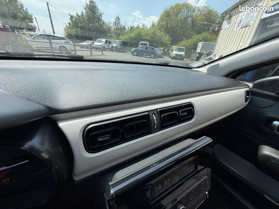 Citroen C3 PURETECH 68CH LIVE E6.D-TEMP 105G (image 22)