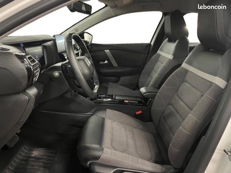 Citroen C4 Essence 130 Feel Pack EAT8 Caméra GPS CarPlay 1ère main (image 11)