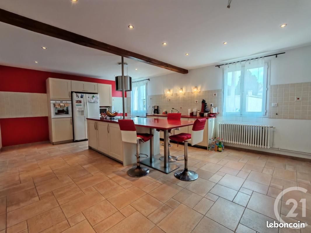 Maison 6 pièces 191 m² (image 2)