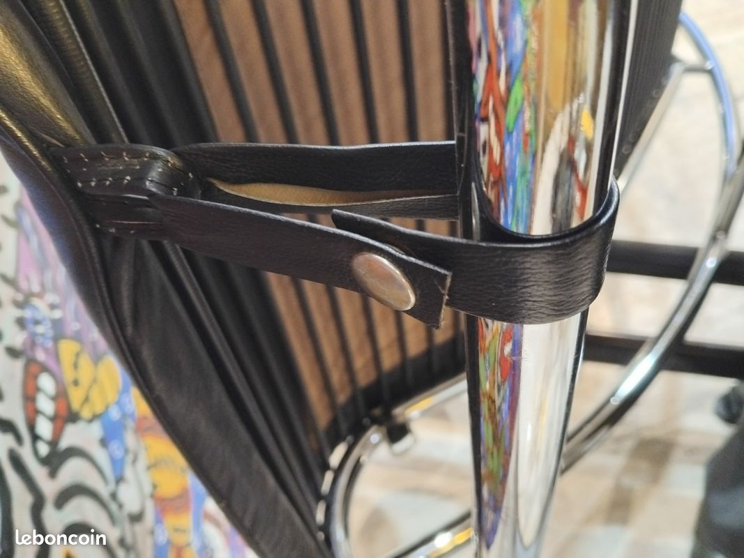 Chaise longue LC4 Le Corbusier en cuir noir (image 13)