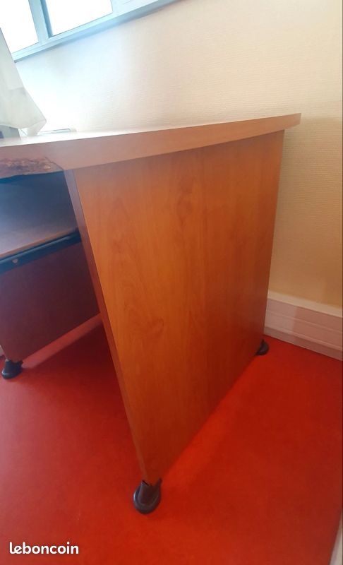 Petit bureau (image 4)