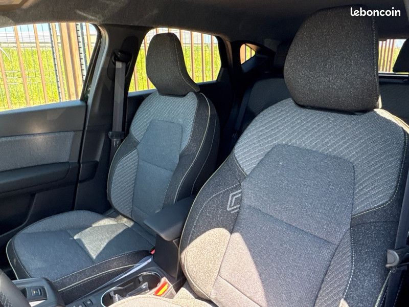 Renault CAPTUR II 1.8 E-TECH FULL HYBRID 160CH TECHNO - 26 (image 10)