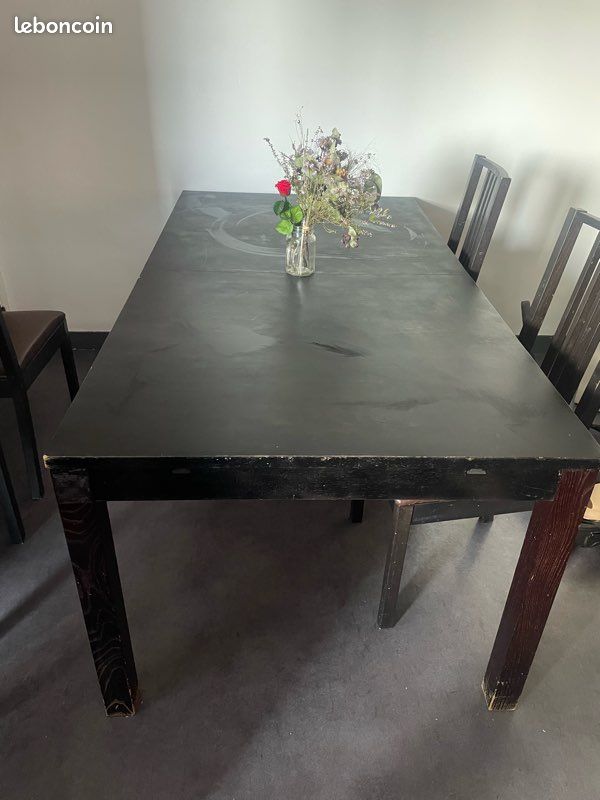 Table à manger (image 1)