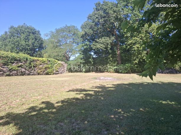 Terrain 885 m² Merignas