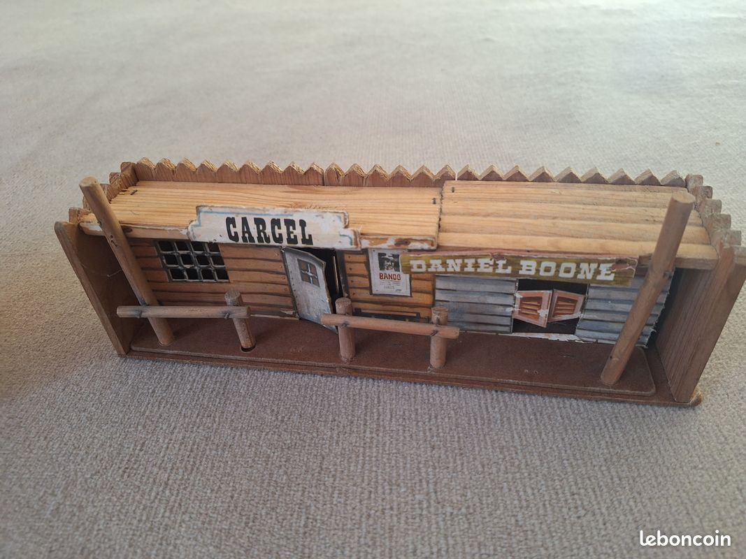 Gros Lot Jouets Anciens Starlux - Western Saloon, Shérif, Banque, Cow-boy - Rare