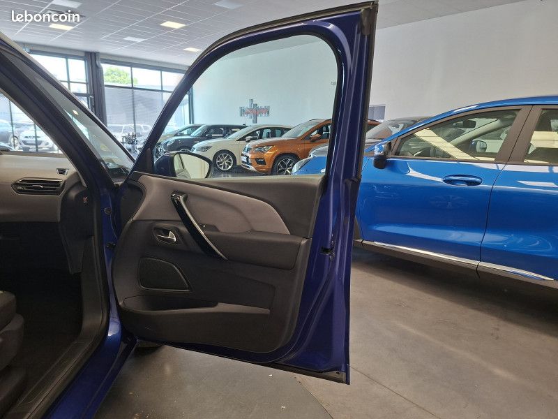 Citroen GRAND C4 SPACETOURER 1.6 bhdi 120 ch Feel / Apple CarPlay / GPS / Ecran / Radar / Clim Auto (image 28)