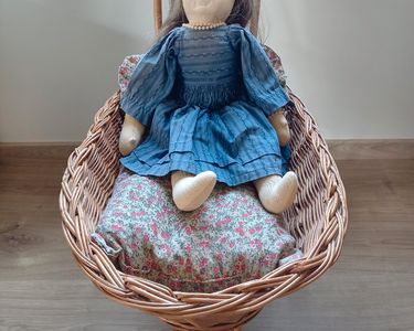 Poussette de poupée en rotin, bois et - auctions & price archive