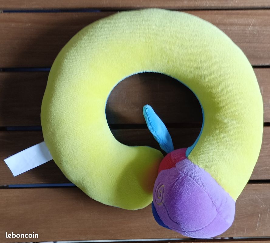 Oreiller de cou enfant bleu et jaune (image 2)