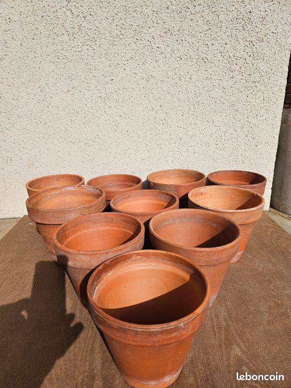 POTS de FLEUR en TERRE CUITE (image 2)