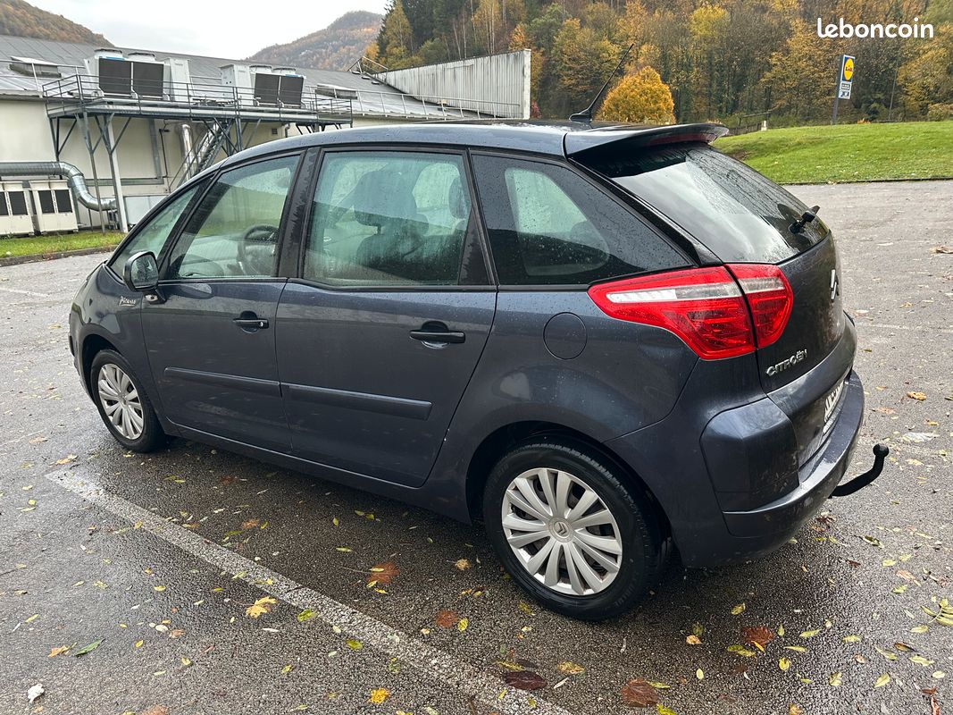 Citroën C4 Picasso 1.6 HDI 16 V 110 CV (image 3)