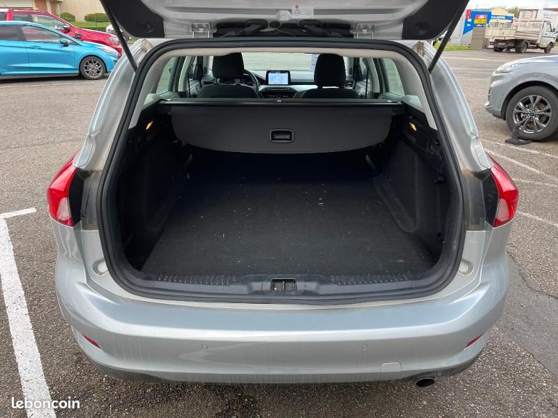 Ford Focus SW 1.5 EcoBlue 95ch Trend Business (image 3)