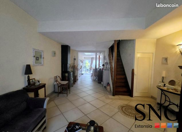 Propriété 8 pièces 155 m² — 2