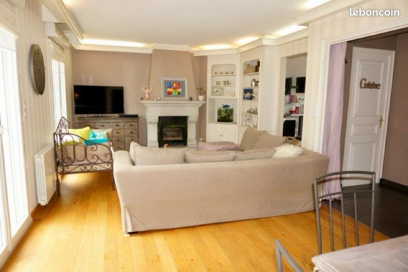 Appartement 5 pièces 100 m² · à Landivisiau · 100 m² · 870 €/mois