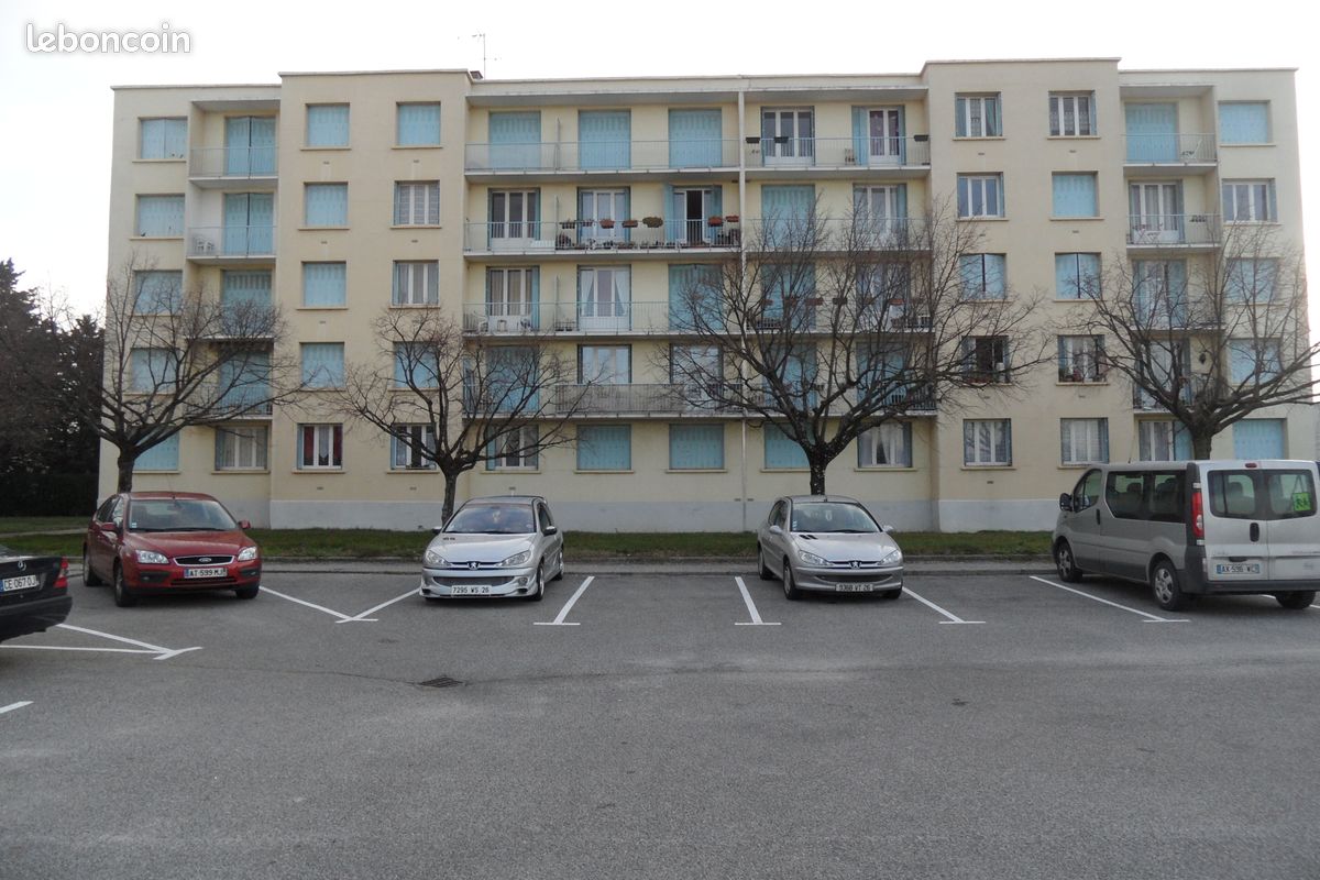 Appartement a louer montelimar - 1 pièce(s) - 28 m2 - Surfyn