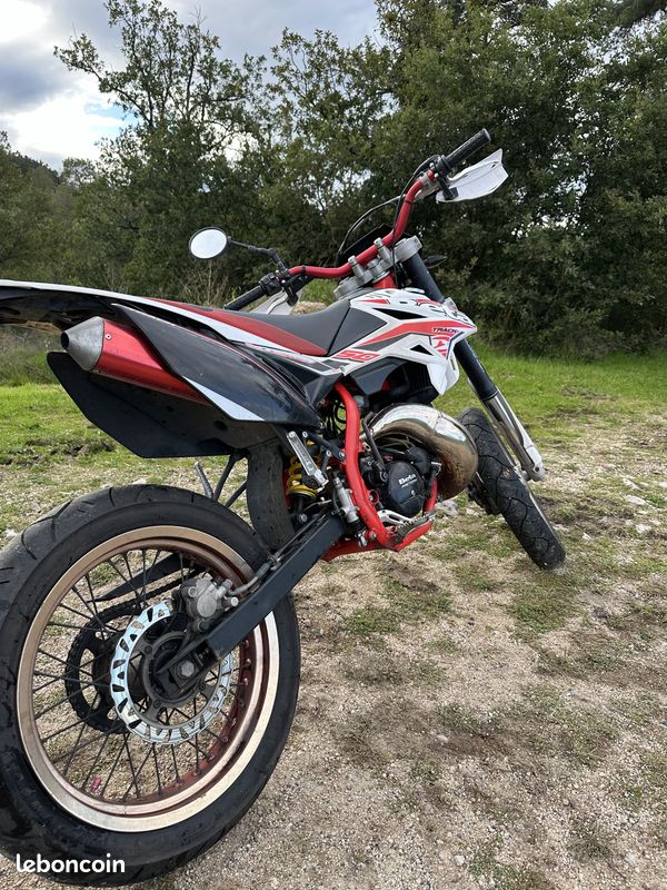 HOT Moto Beta 50 Track 2016 Moto Beta 50cc 2016 Motos