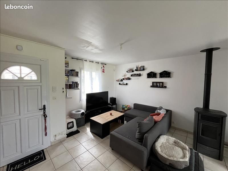 Maison 5 pièces 95 m² - Taugon 17170 (image principale 0)