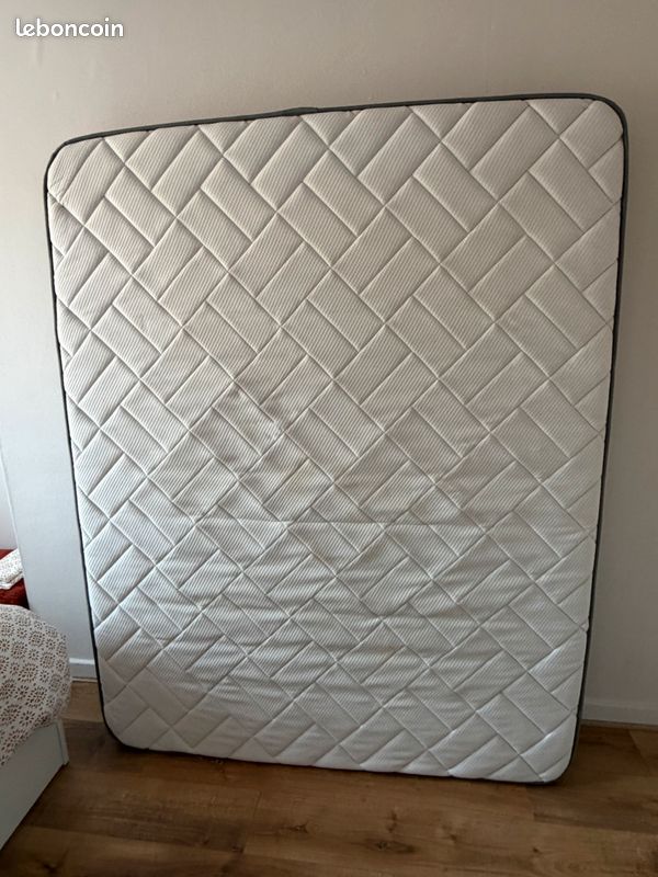 Matelas mémoire de forme 160/200 cm (image 1)