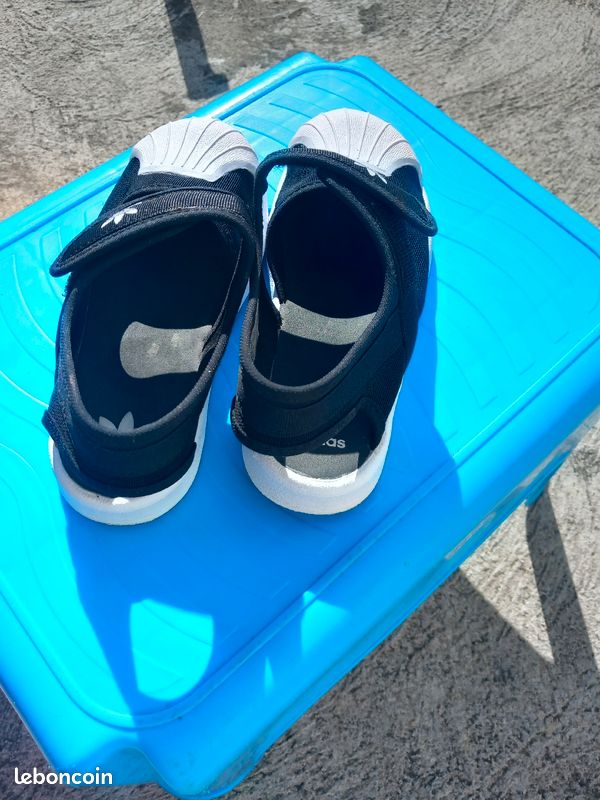 Chaussures enfant Adidas (image 8)