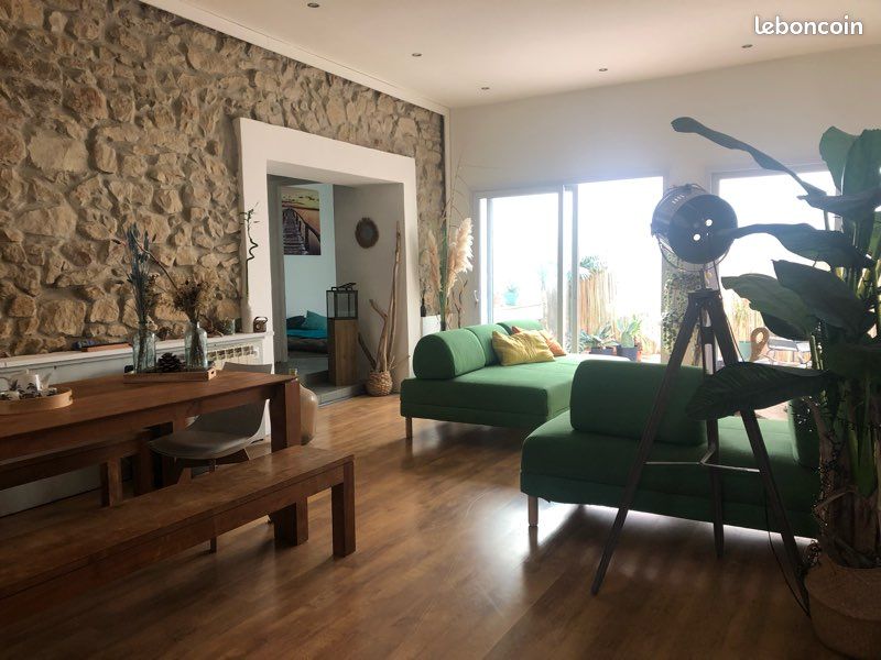 Maison 8 pièces 228 m² · à Saint-André-de-Roquelongue · 228 m² · 258 000 €