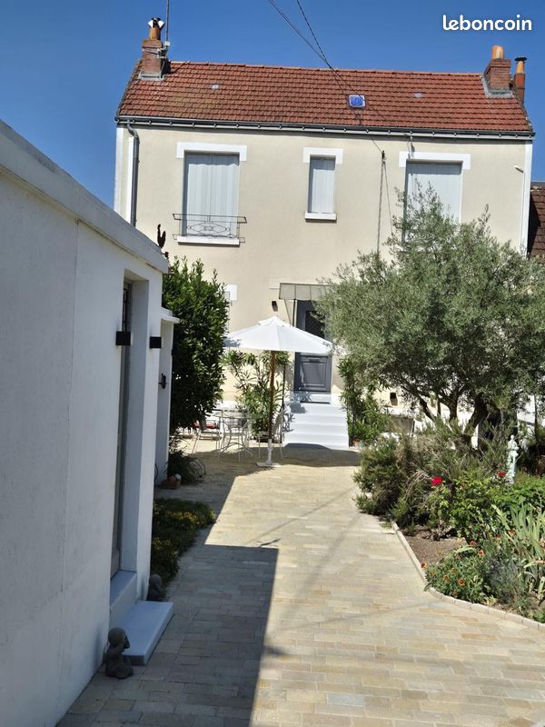 Maison 4 pièces 100 m² · à Tours · 100 m² · 349 000 €