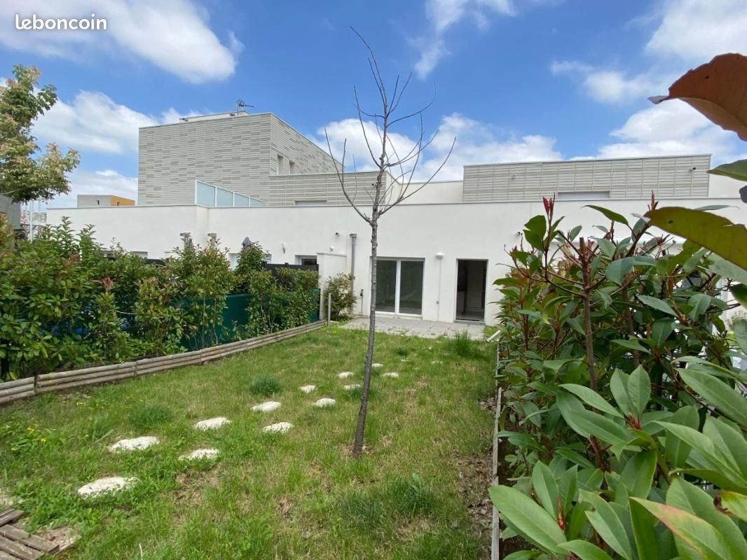 Maison 3 pièces 73 m² · à Tours · 73 m² · 950 €