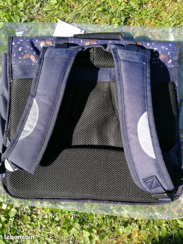 Cartable neuf little Karl Marc John (image 3)