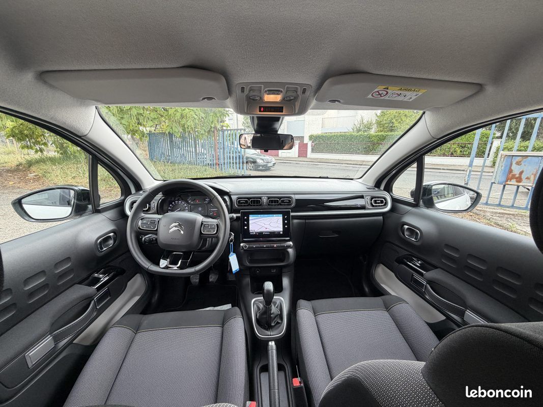 Citroen c3 1.2 pure tech 83 bvm shine 2023 (image 16)