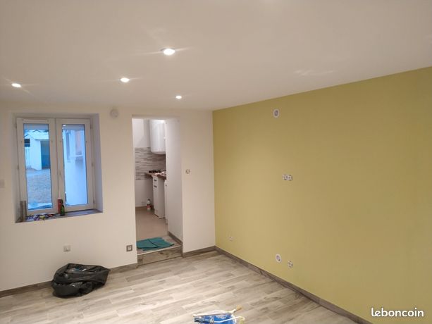 Petite Maison avec cour