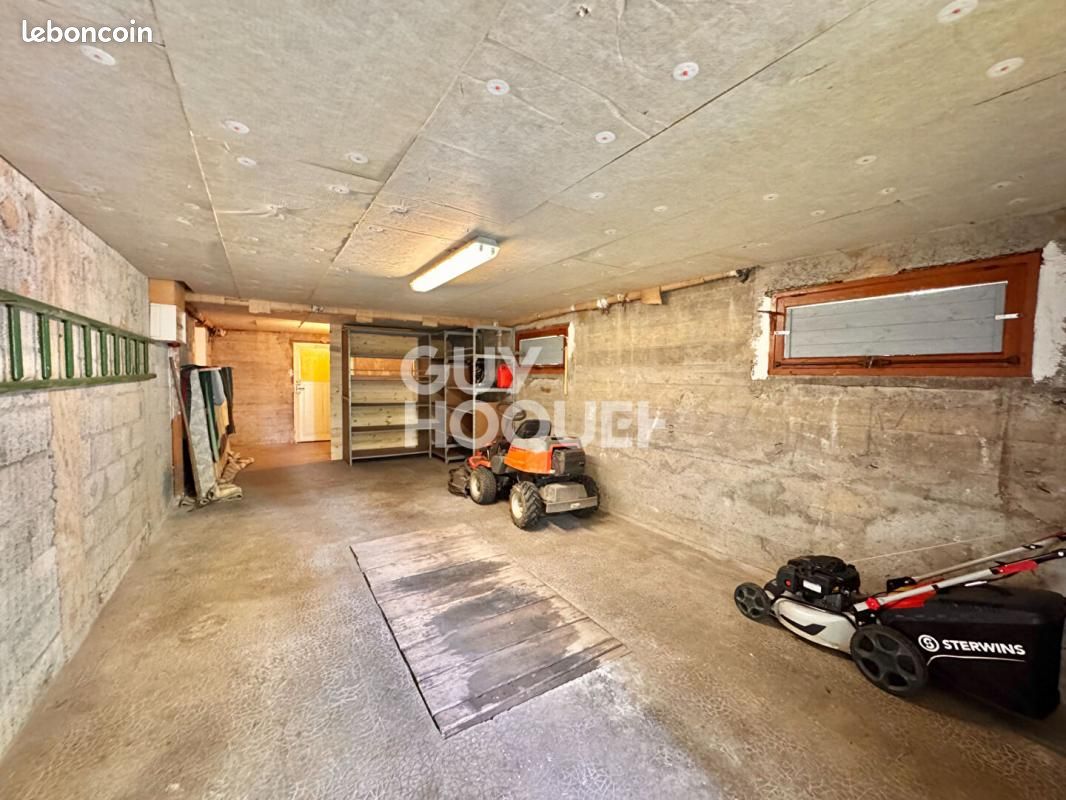 Maison a louer aix-les-bains - 5 pièce(s) - 134 m2 - Surfyn