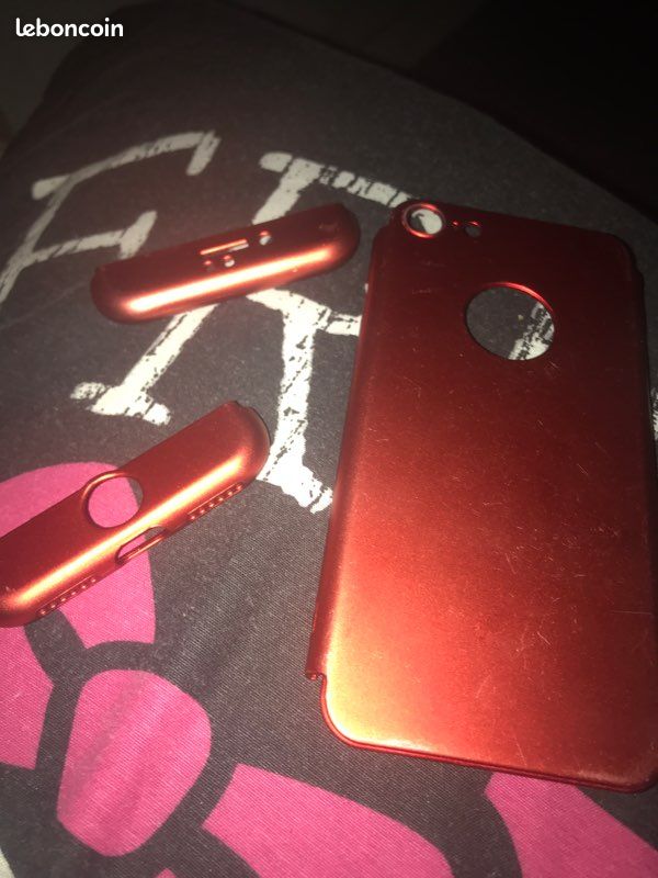Coque un peu cassé (image 2)