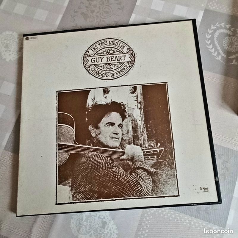 Coffret deux vinyles 33T Guy Béart (image 1)
