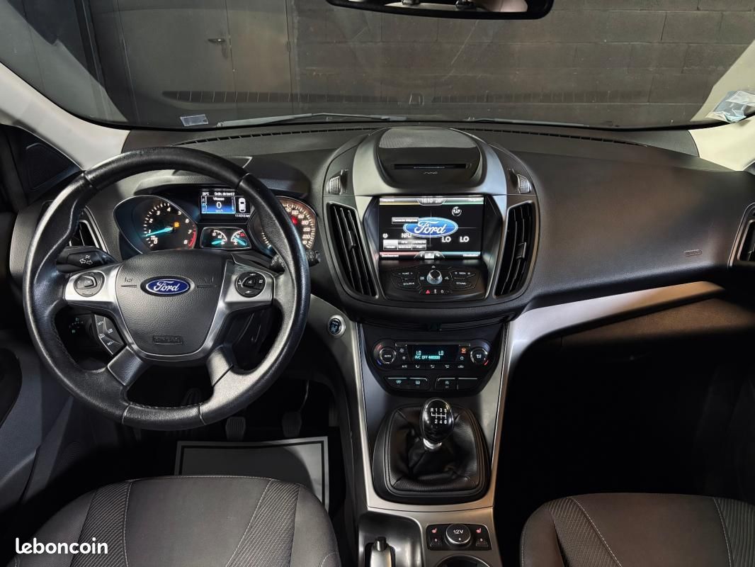Ford Kuga 1.5 EcoBoost 150 S&S 4x2 Trend DISTRIBUTION OK (image 11)
