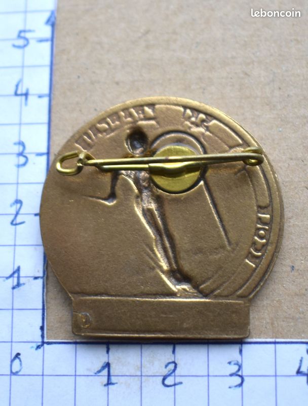 BROCHE SKI ECOLE DE SKI FRANCAIS NO PIN S FLECHETTE