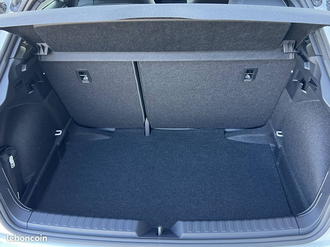 AUDI A1 Sportback 30 TFSI 116 ch S tronic 7 S Line Plus (image 16)