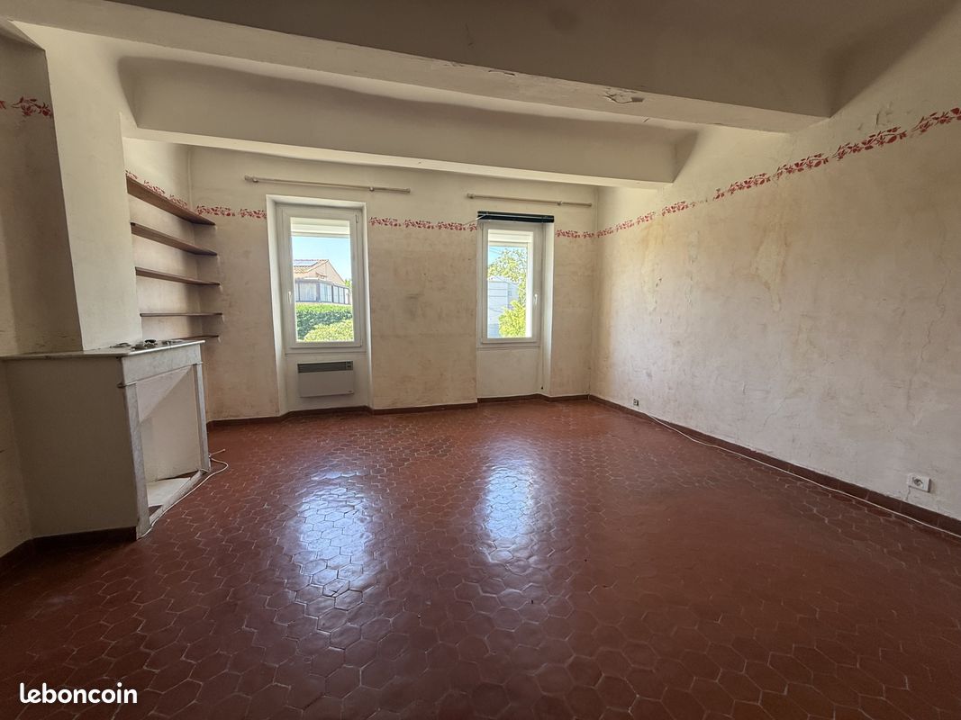 Maison 6 pièces 150 m² · à Six-Fours-les-Plages · 150 m² · 370 000 €