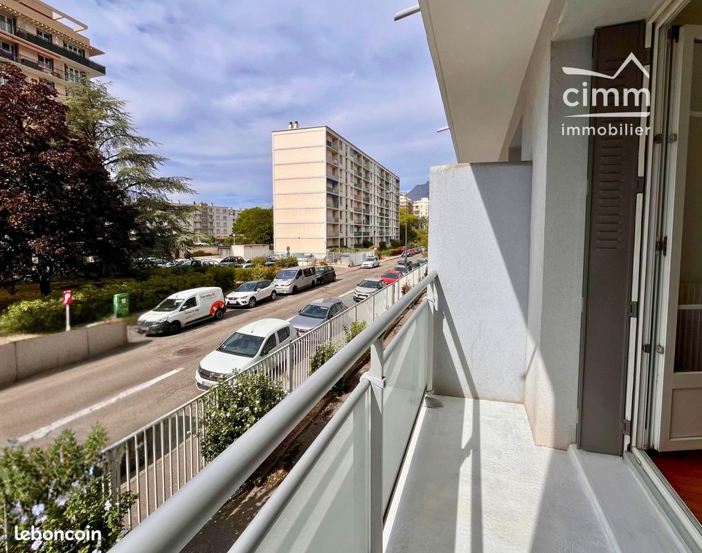 Appartement 3 pièces 52 m² · à Grenoble · 52 m² · 650 €/mois