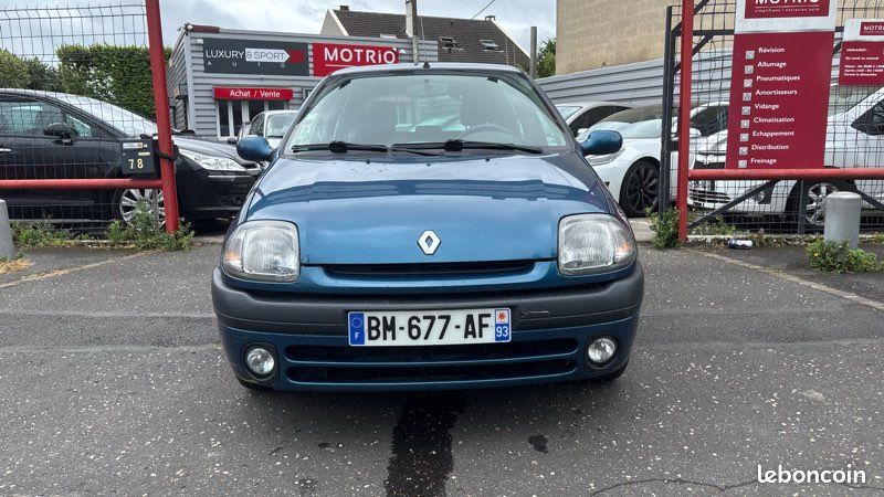 Renault clio 2 1.2 60 cv rxe - paiement en 4 fois possible (image 2)