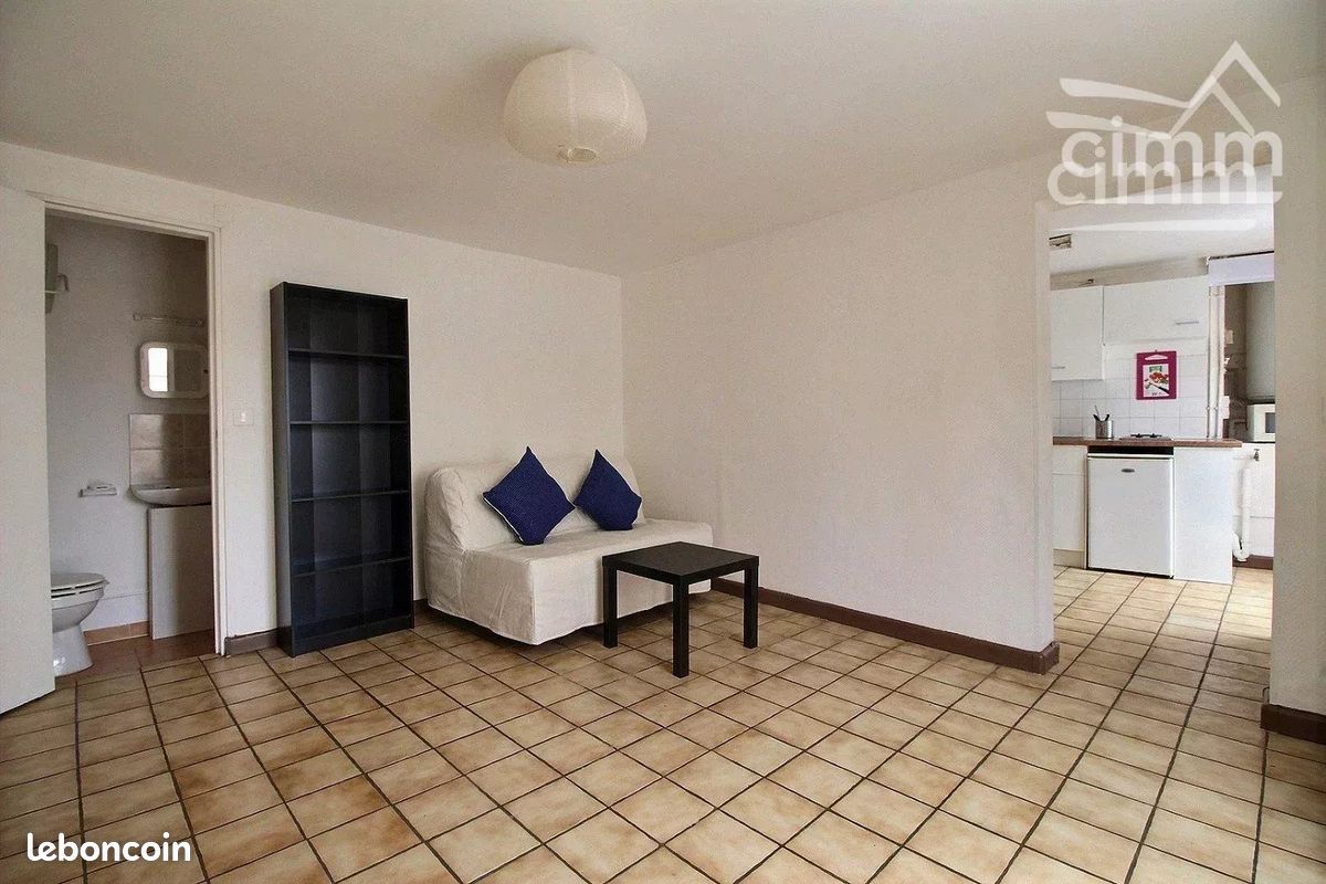 Appartement 1 pièce 28 m² · à Corbeil-Essonnes · 28 m² · 642 €/mois