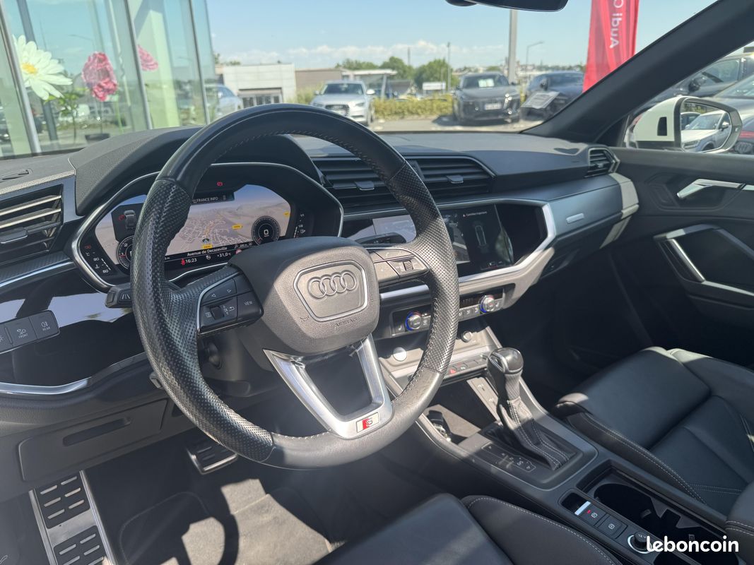 AUDI Q3 35 TDI 150 ch S tronic 7 S line (image 14)