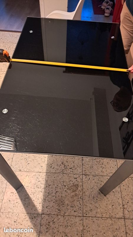 Table en verre (image 3)