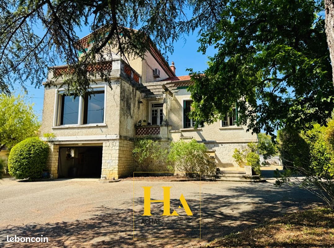 Maison 8 pièces 190 m² · à Montélimar · 190 m² · 396 000 €