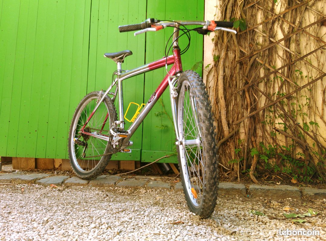 Cadre Velo Leger Révisé: VTT Léger, Cadre Aluminium 26