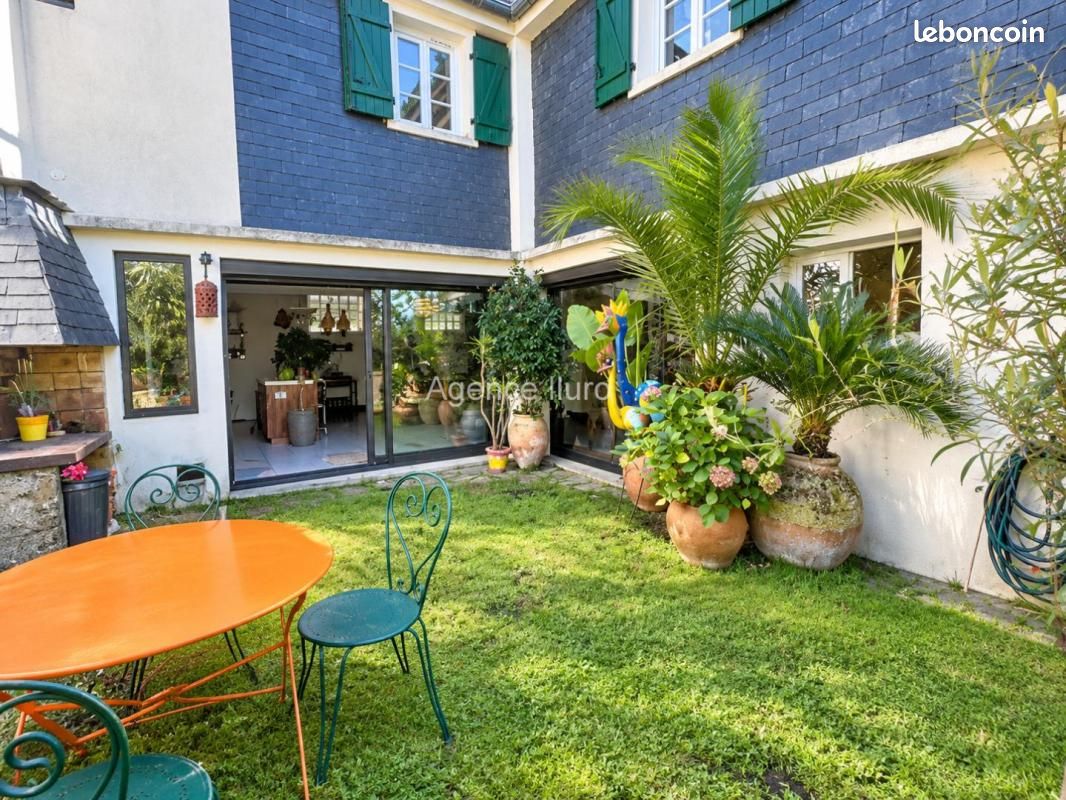 Maison 4 pièces 197 m² (image 1)