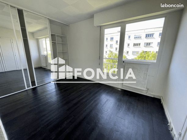Appartement a louer maurepas - 4 pièce(s) - 82 m2 - Surfyn